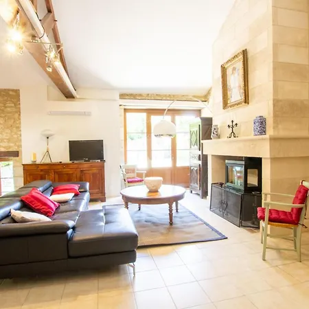 En Pierre Avec Piscine Chauffee Et Animaux Acceptes Pres De Perigueux - Fr-1-616-480 別荘 *